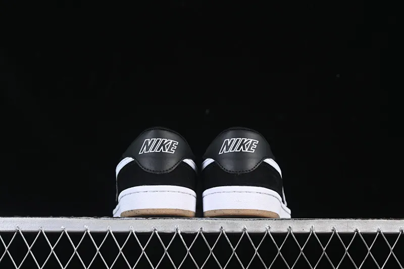 All categories Nk SB Dunk series Nike SB Fc Classic campus sneakers Nike SB Fc Classic Nike autumn and winter campus casual sneakers CJ9961-001